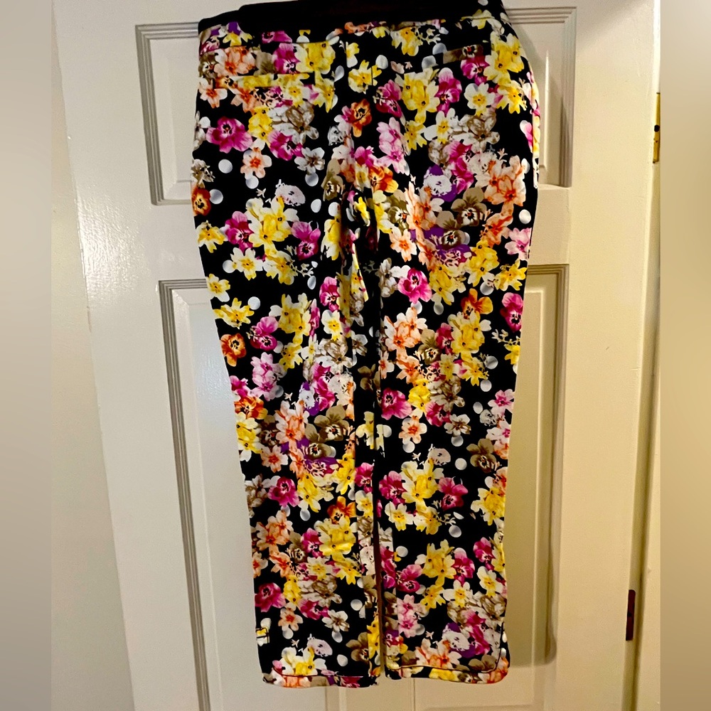 Anthropologie floral capri pants
